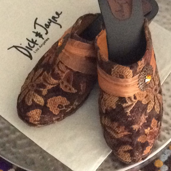 Dick & Jayne Shoes - Dick & Jayne Tapestry Clogs